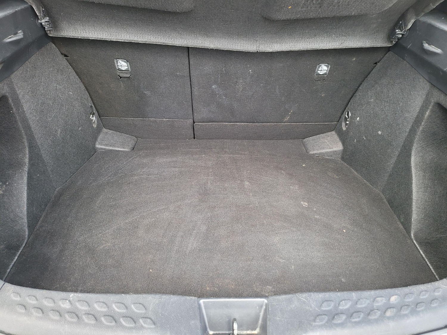 Used Toyota C-HR 2018 for sale - 77377660: Photo 46