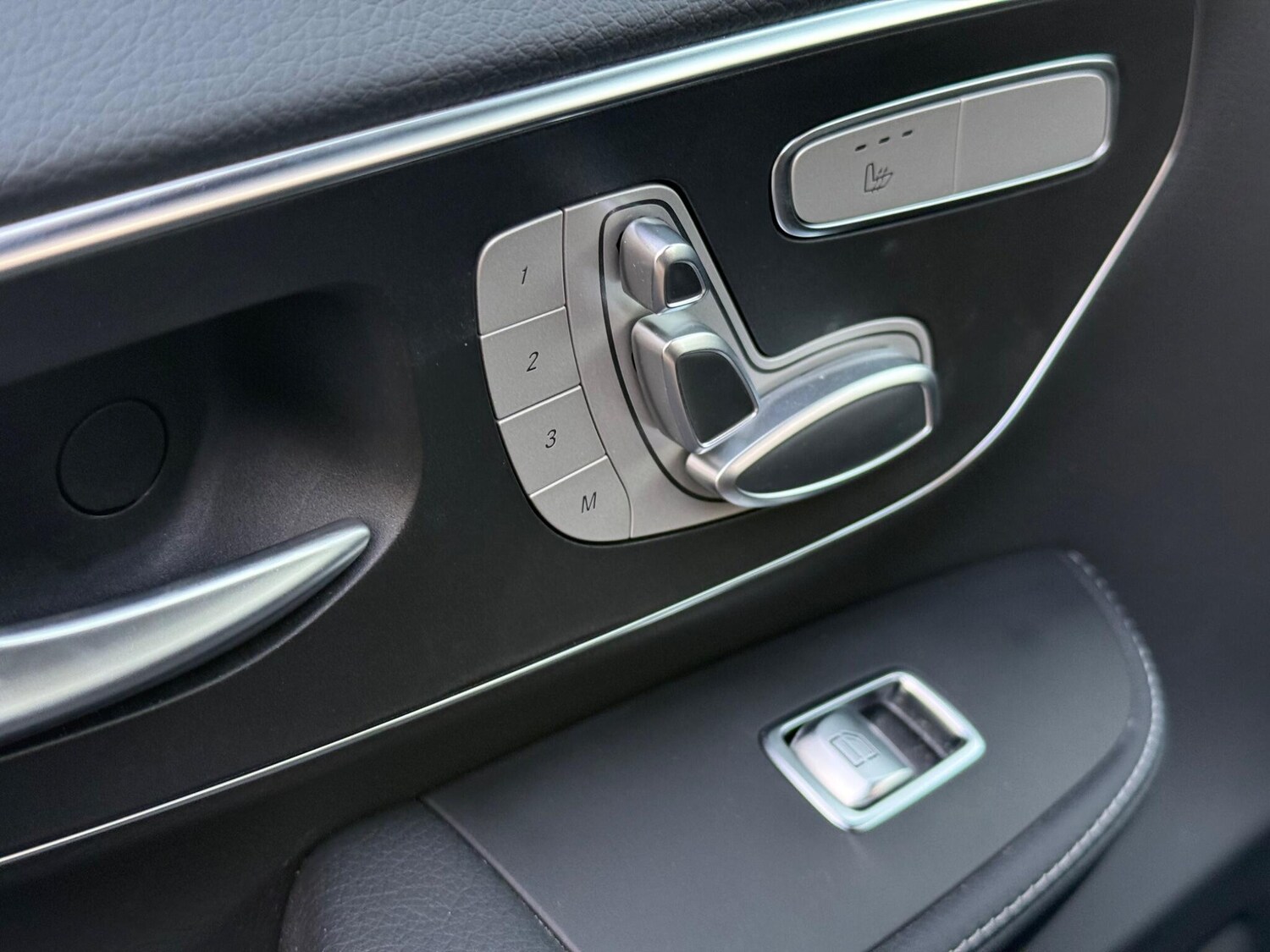 Used Mercedes-Benz V-Class for sale - 77573804: Photo 20