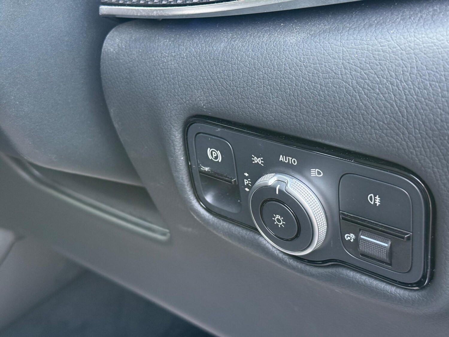 Used Mercedes-Benz V-Class for sale - 77573804: Photo 23