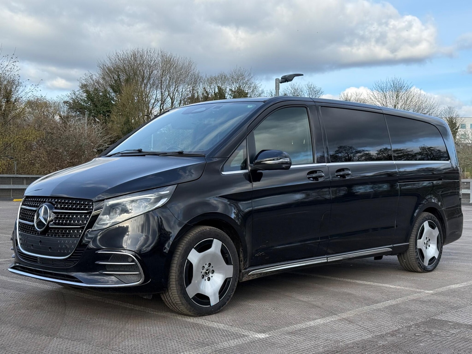 Used Mercedes-Benz V-Class for sale - 77573804: Photo 3