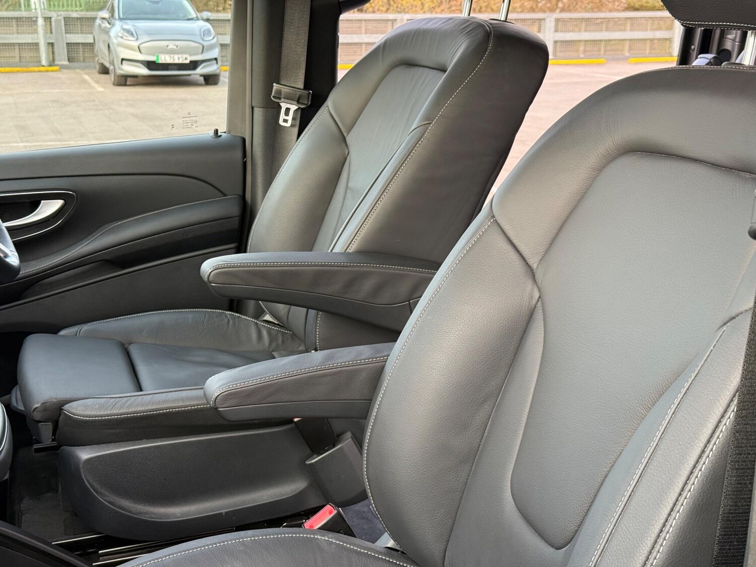 Used Mercedes-Benz V-Class for sale - 77573804: Photo 36