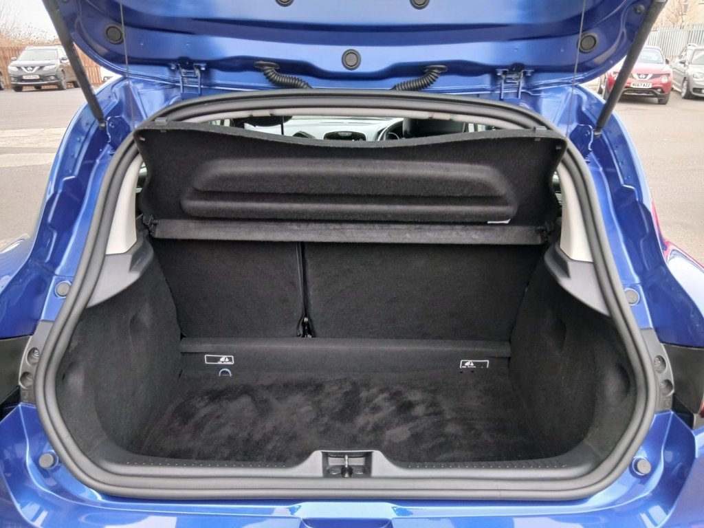 Used Renault Clio 2018 for sale - 77422622: Photo 7