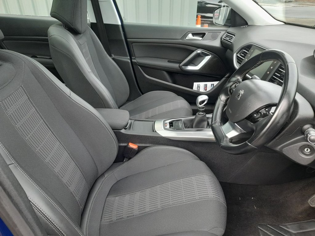 Used Peugeot 308 2018 for sale - 77005390: Photo 10