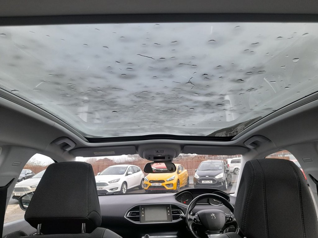 Used Peugeot 308 2018 for sale - 77005390: Photo 13