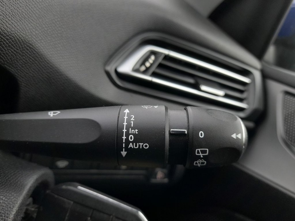 Used Peugeot 308 2018 for sale - 77005390: Photo 19