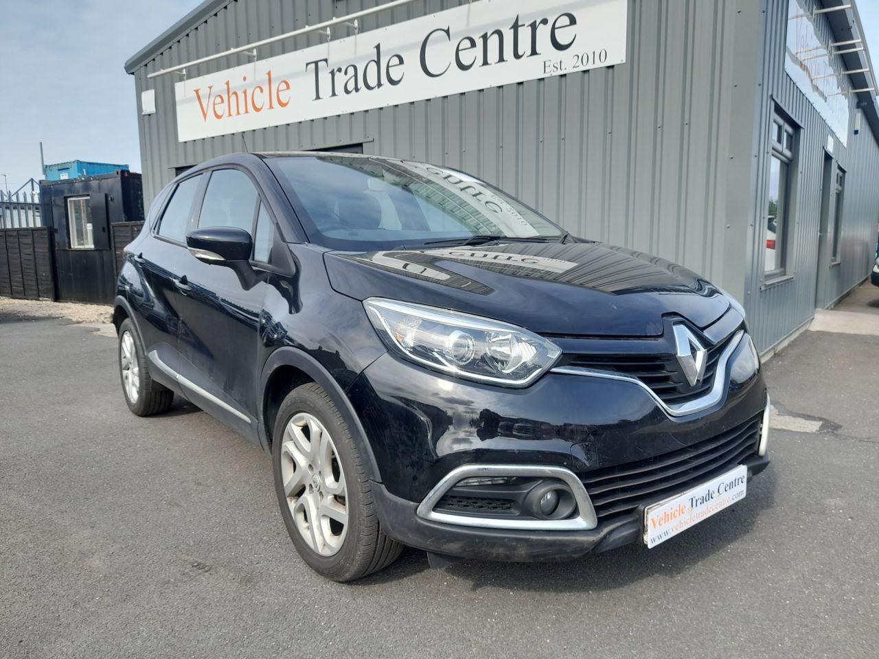 Used Renault Captur 2017 for sale - 76887480: Photo 1