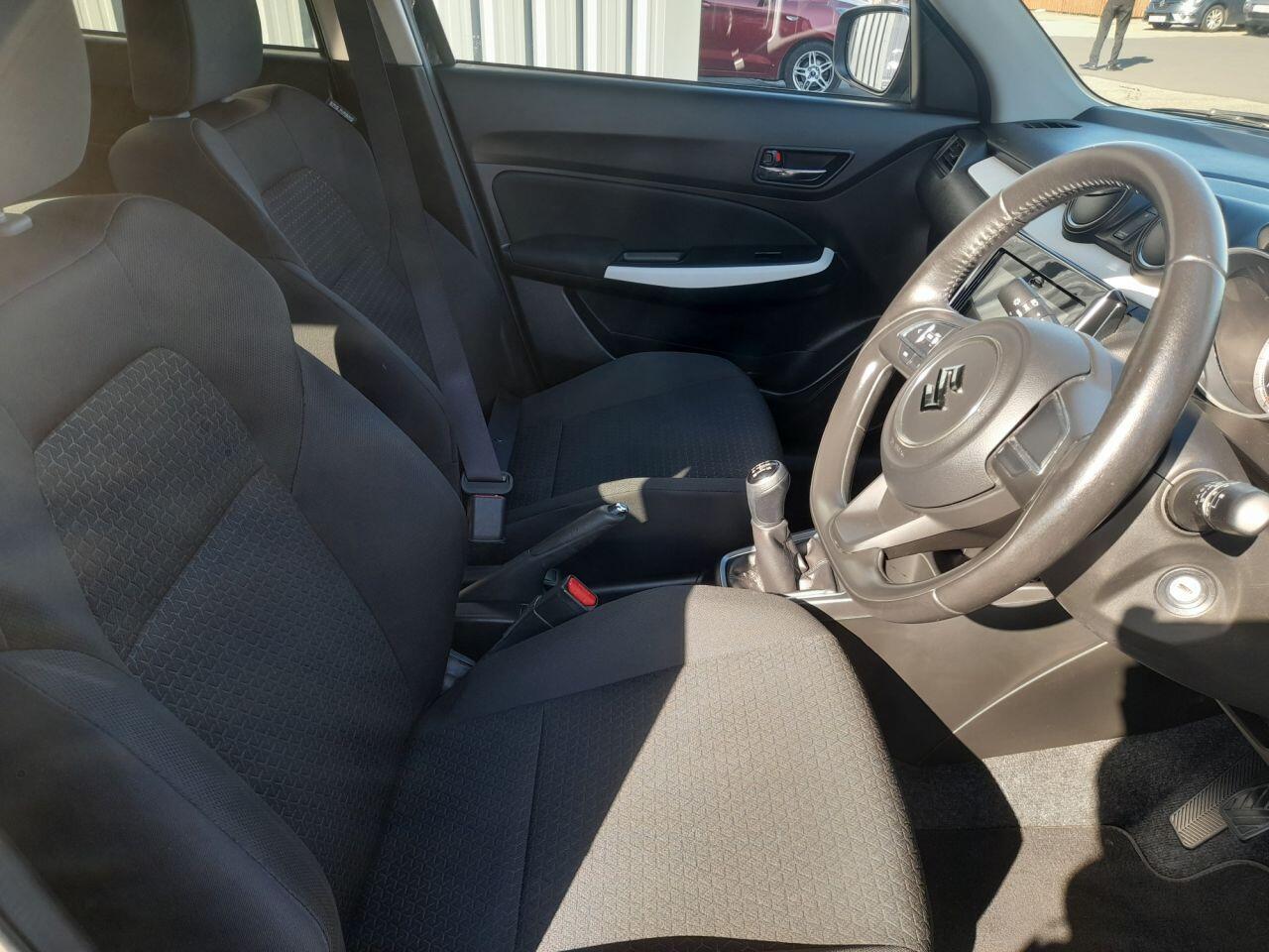 Used Suzuki Swift 2017 for sale - 76137326: Photo 10