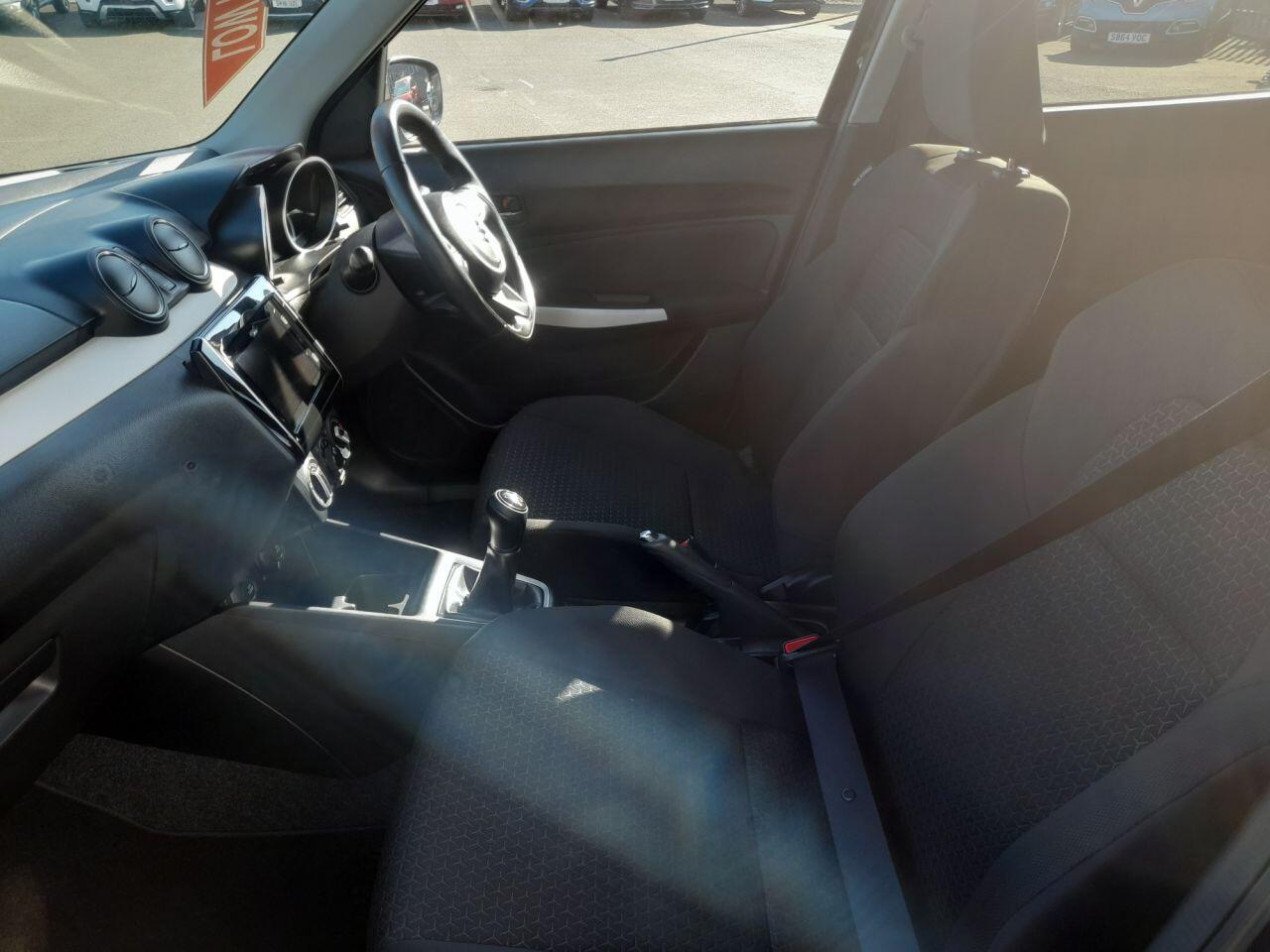 Used Suzuki Swift 2017 for sale - 76137326: Photo 14