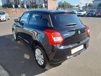 Used Suzuki Swift 2017 for sale - 76137326: Photo