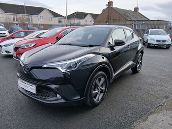 Used Toyota C-HR 2017 for sale - 77341334: Photo