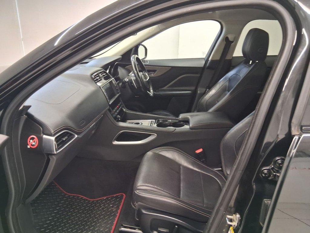 Used Jaguar F-Pace 2016 for sale - 77287458: Photo 15