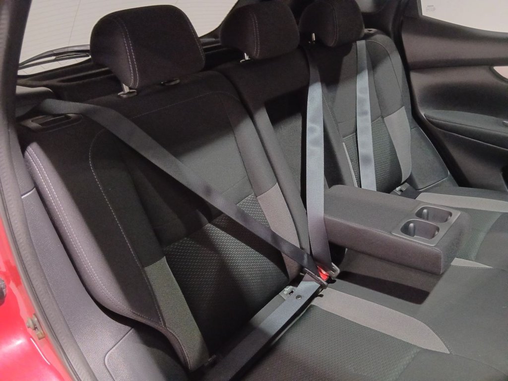 Used Nissan Qashqai 2018 for sale - 77780091: Photo 9