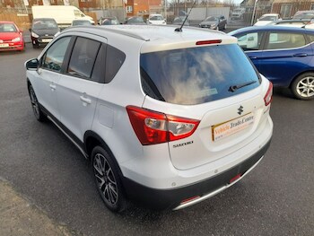 Used Suzuki SX4 S-Cross 2015 for sale - 77005284: Photo