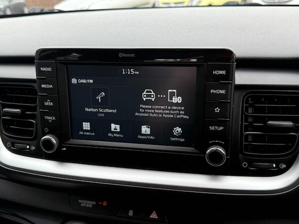 Used Kia Stonic 2017 for sale - 76137610: Photo 16
