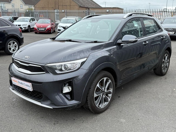 Used Kia Stonic 2017 for sale - 76137610: Photo 3