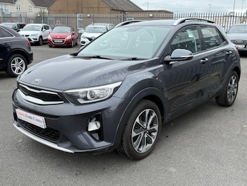 Used Kia Stonic 2017 for sale - 76137610: Photo 3