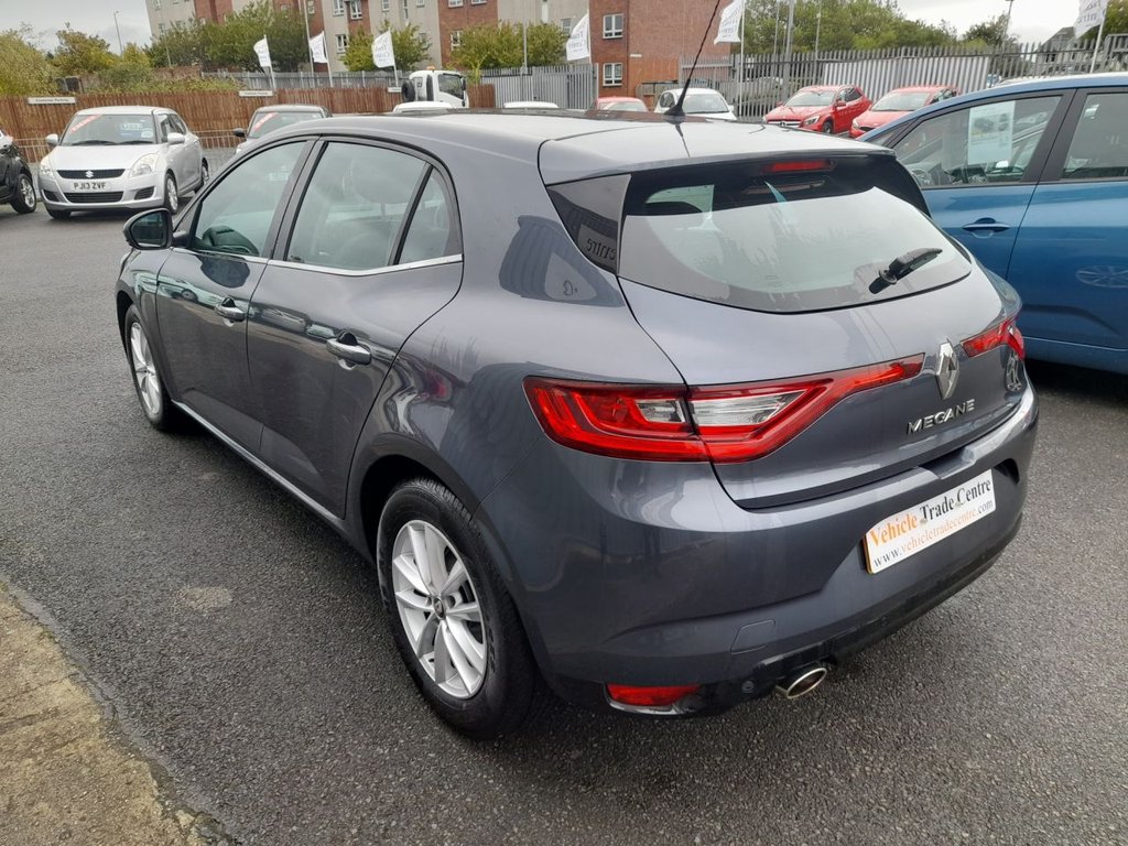 Used Renault Megane 2017 for sale - 77005379: Photo 4
