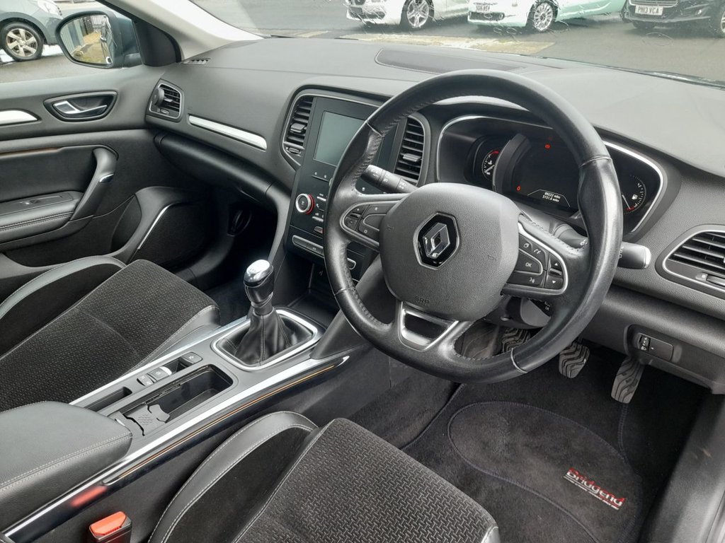 Used Renault Megane 2017 for sale - 77005379: Photo 9