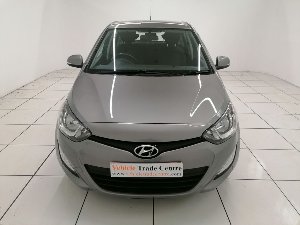 Used Hyundai i20 2014 for sale - 78044275: Photo 2