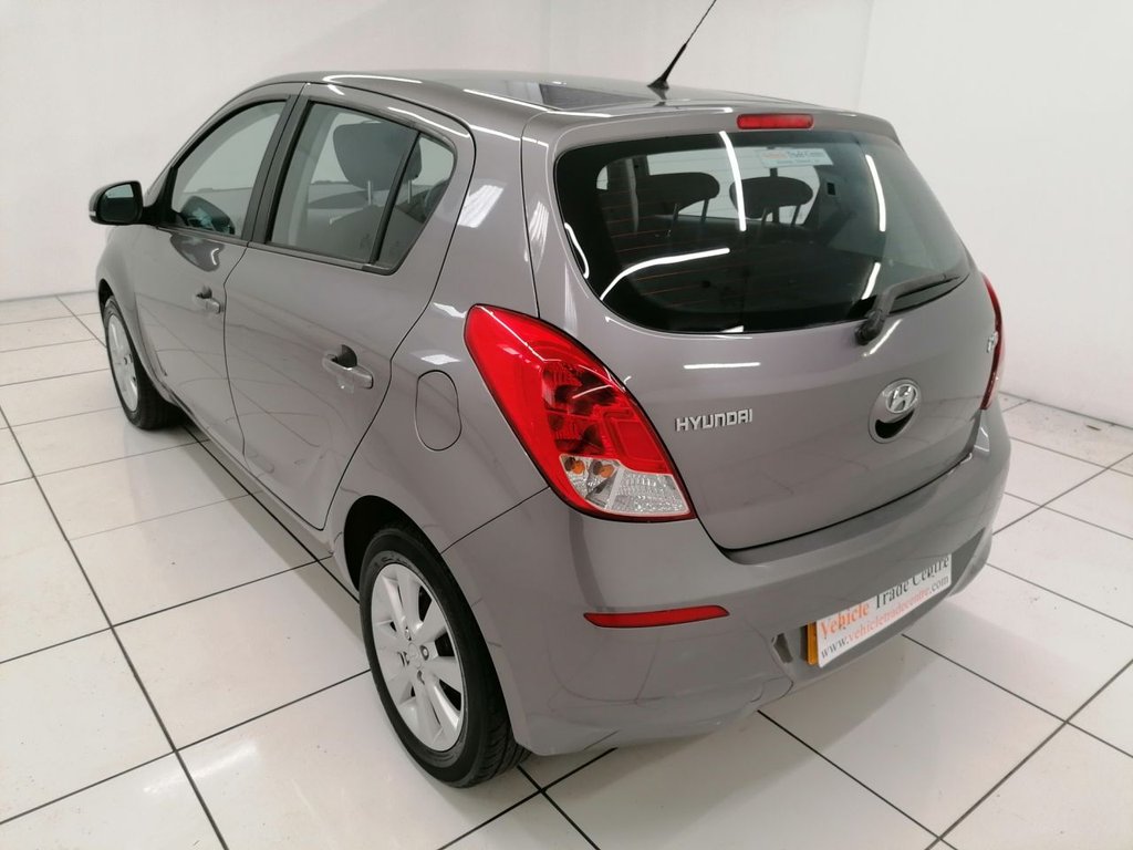 Used Hyundai i20 2014 for sale - 78044275: Photo 4