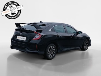 Used Honda Civic 2017 for sale - 78556877: Photo