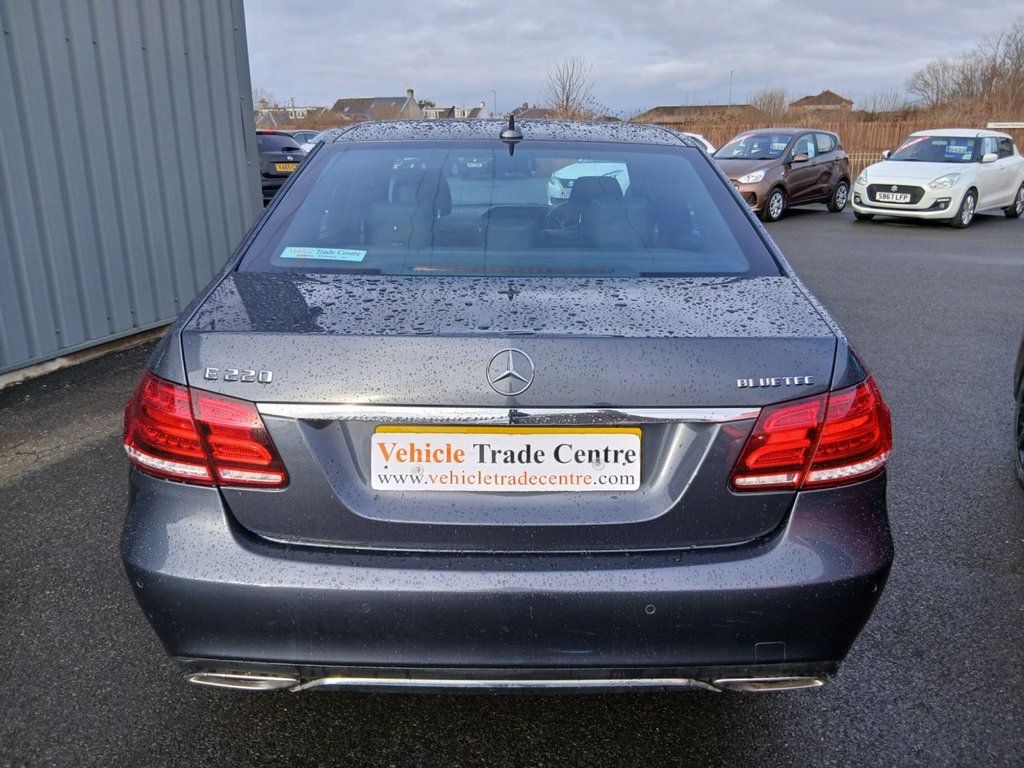 Used Mercedes-Benz E Class 2015 for sale - 77422184: Photo 5