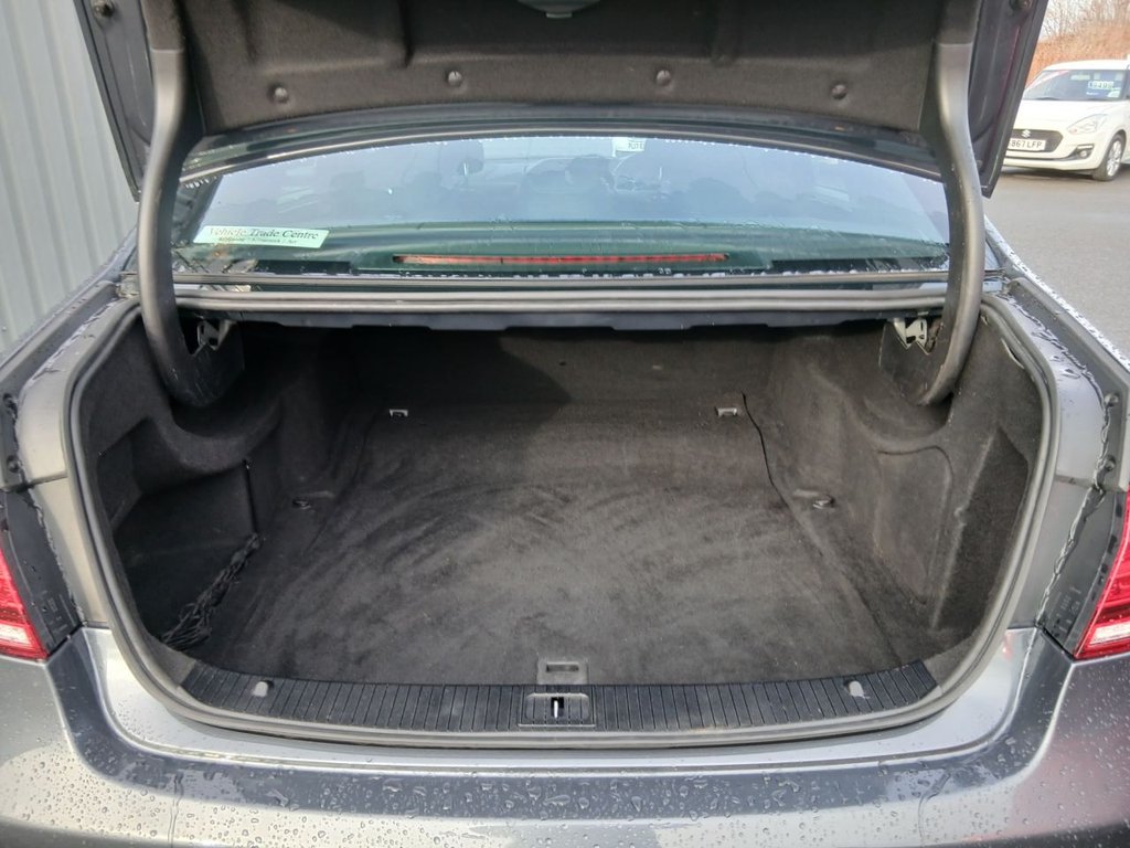 Used Mercedes-Benz E Class 2015 for sale - 77422184: Photo 8