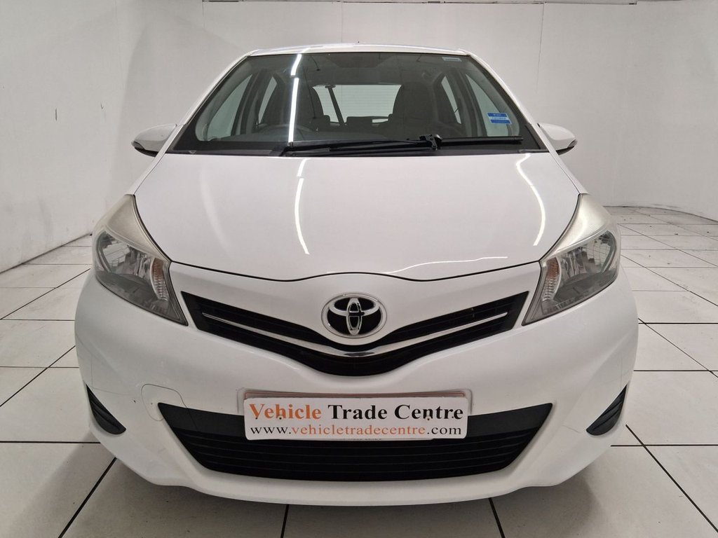 Used Toyota Yaris 2013 for sale - 77161592: Photo 2