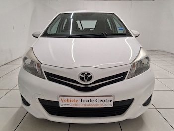 Used Toyota Yaris 2013 for sale - 77161592: Photo