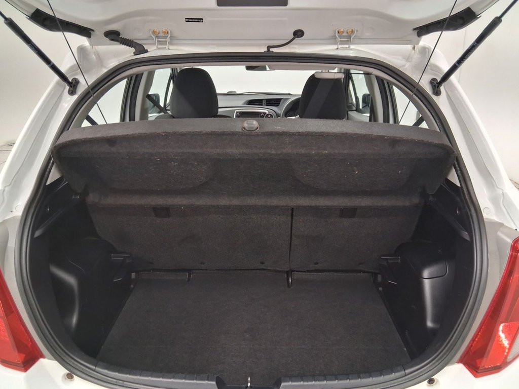 Used Toyota Yaris 2013 for sale - 77161592: Photo 8