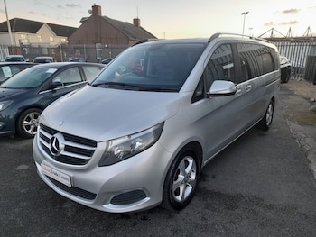 Used Mercedes-Benz V-Class 2015 for sale - 77005322: Photo