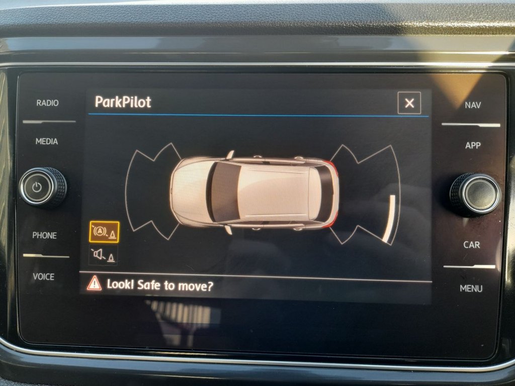 Used Volkswagen T-Roc 2018 for sale - 77007206: Photo 16