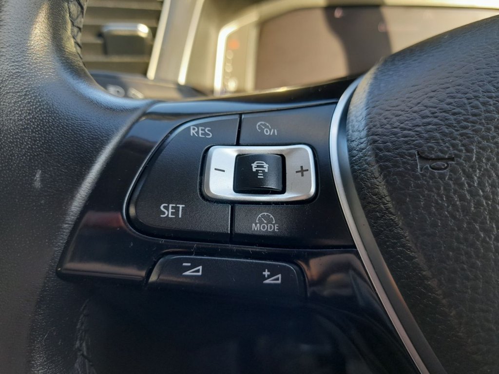 Used Volkswagen T-Roc 2018 for sale - 77007206: Photo 17