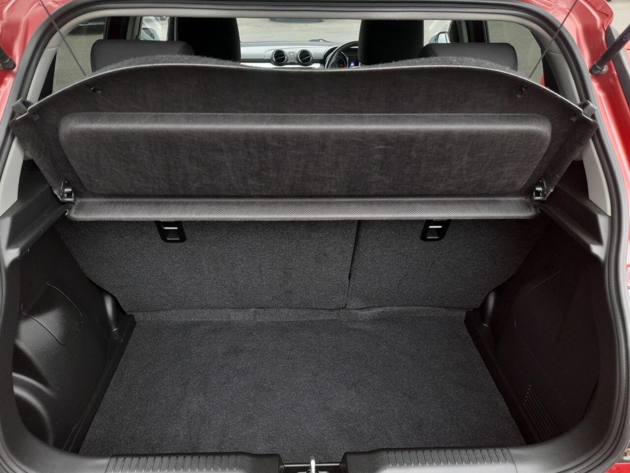 Used Suzuki Swift 2018 for sale - 76200319: Photo 7