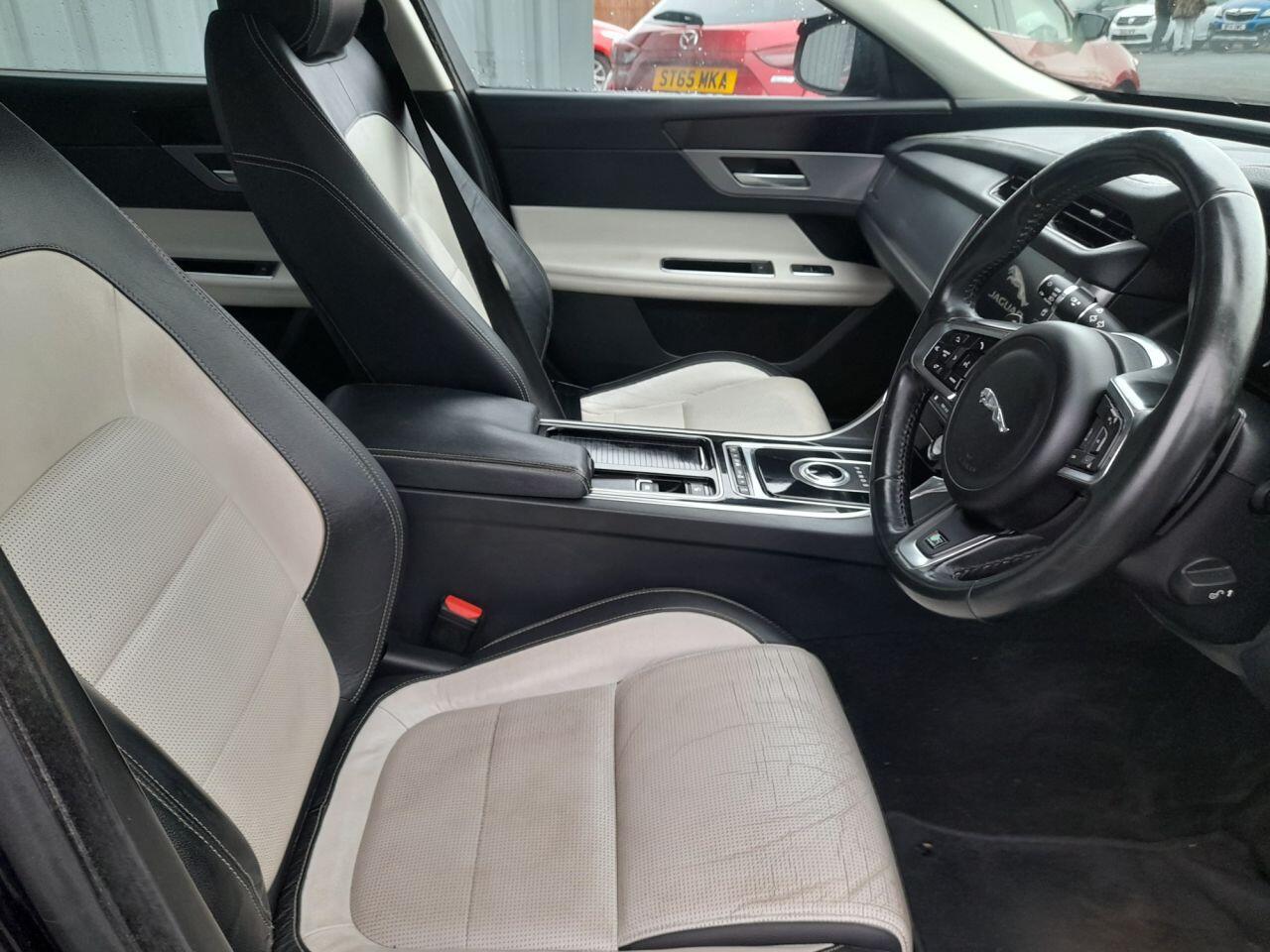 Used Jaguar XF 2016 for sale - 76138509: Photo 10