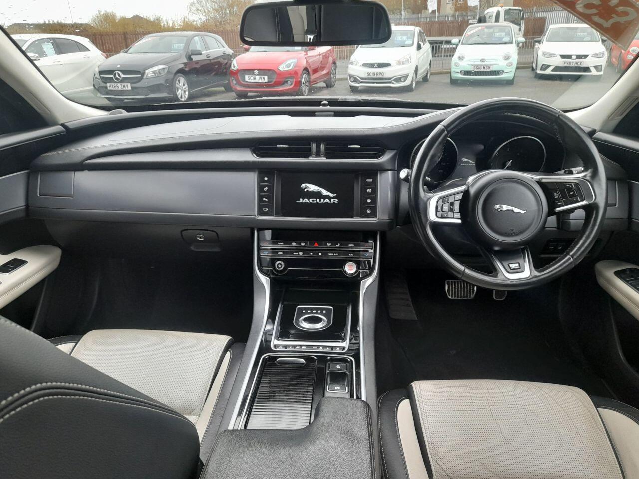 Used Jaguar XF 2016 for sale - 76138509: Photo 12