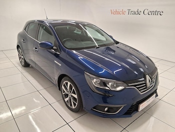 Used Renault Megane 2017 for sale - 75540118: Photo