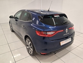 Used Renault Megane 2017 for sale - 75540118: Photo
