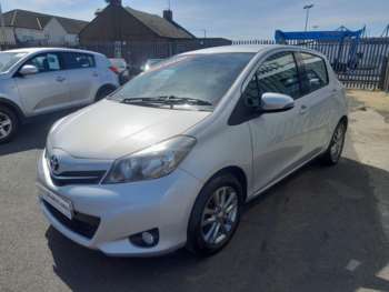 Used Toyota Yaris 2014 for sale - 74679857: Photo