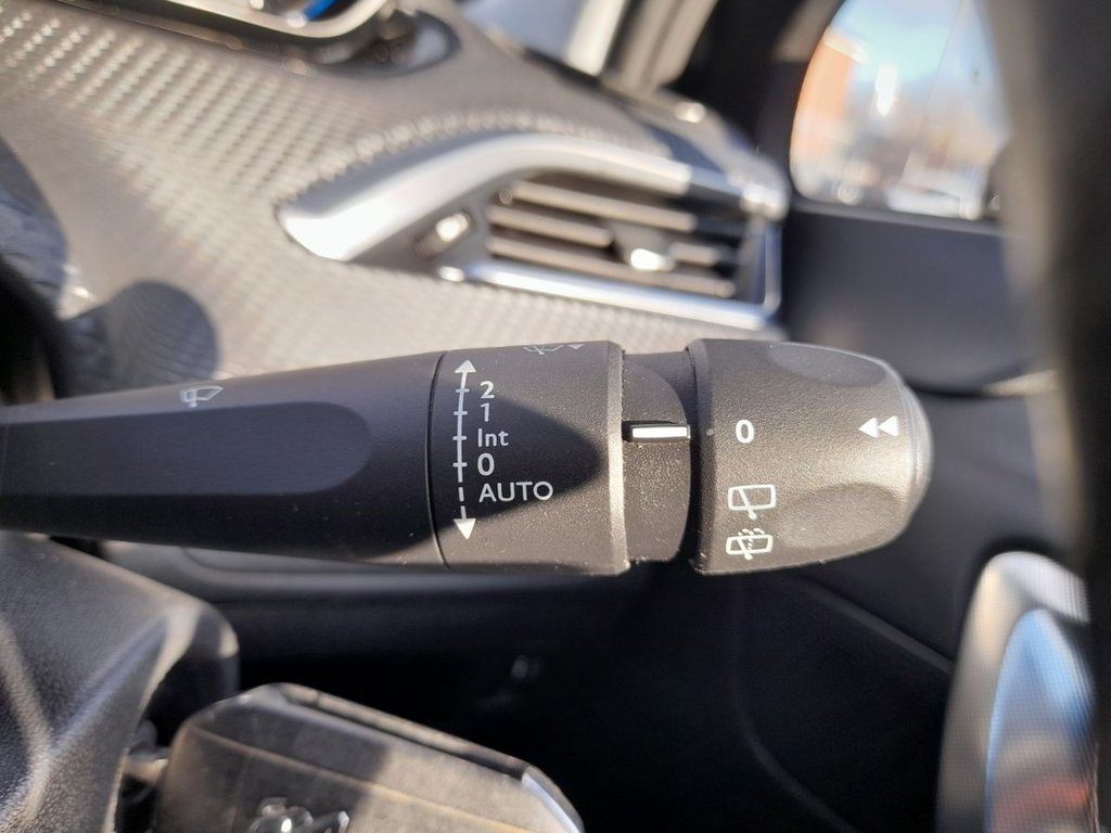 Used Peugeot 2008 2016 for sale - 77005338: Photo 19