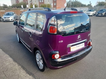 Used Citroen C3 Picasso 2016 for sale - 76136557: Photo