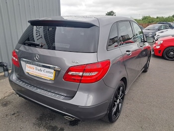 Used Mercedes-Benz B Class 2015 for sale - 78930285: Photo