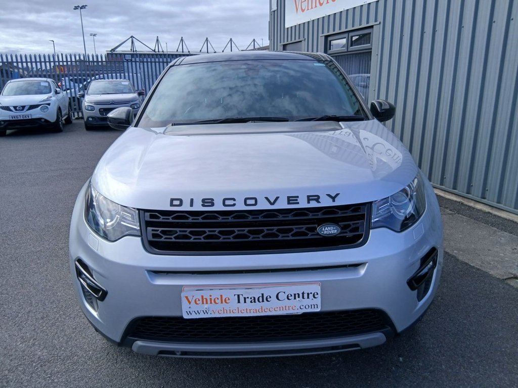 Used Land Rover Discovery Sport 2019 for sale - 77936235: Photo 2
