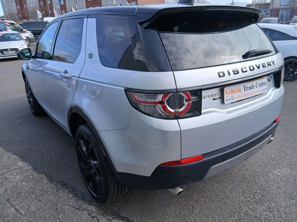 Used Land Rover Discovery Sport 2019 for sale - 77936235: Photo 4
