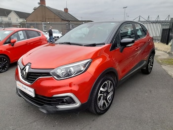 Used Renault Captur 2017 for sale - 77005385: Photo