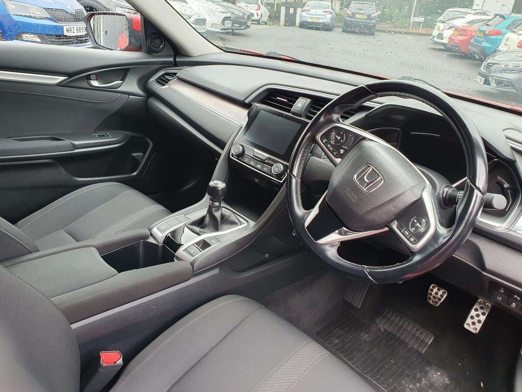 Used Honda Jazz 2018 for sale - 77005329: Photo 12