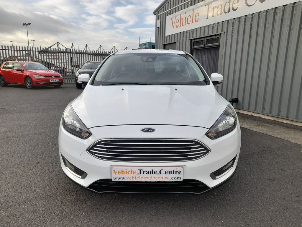 Used Ford Focus 2017 for sale - 77005327: Photo 2