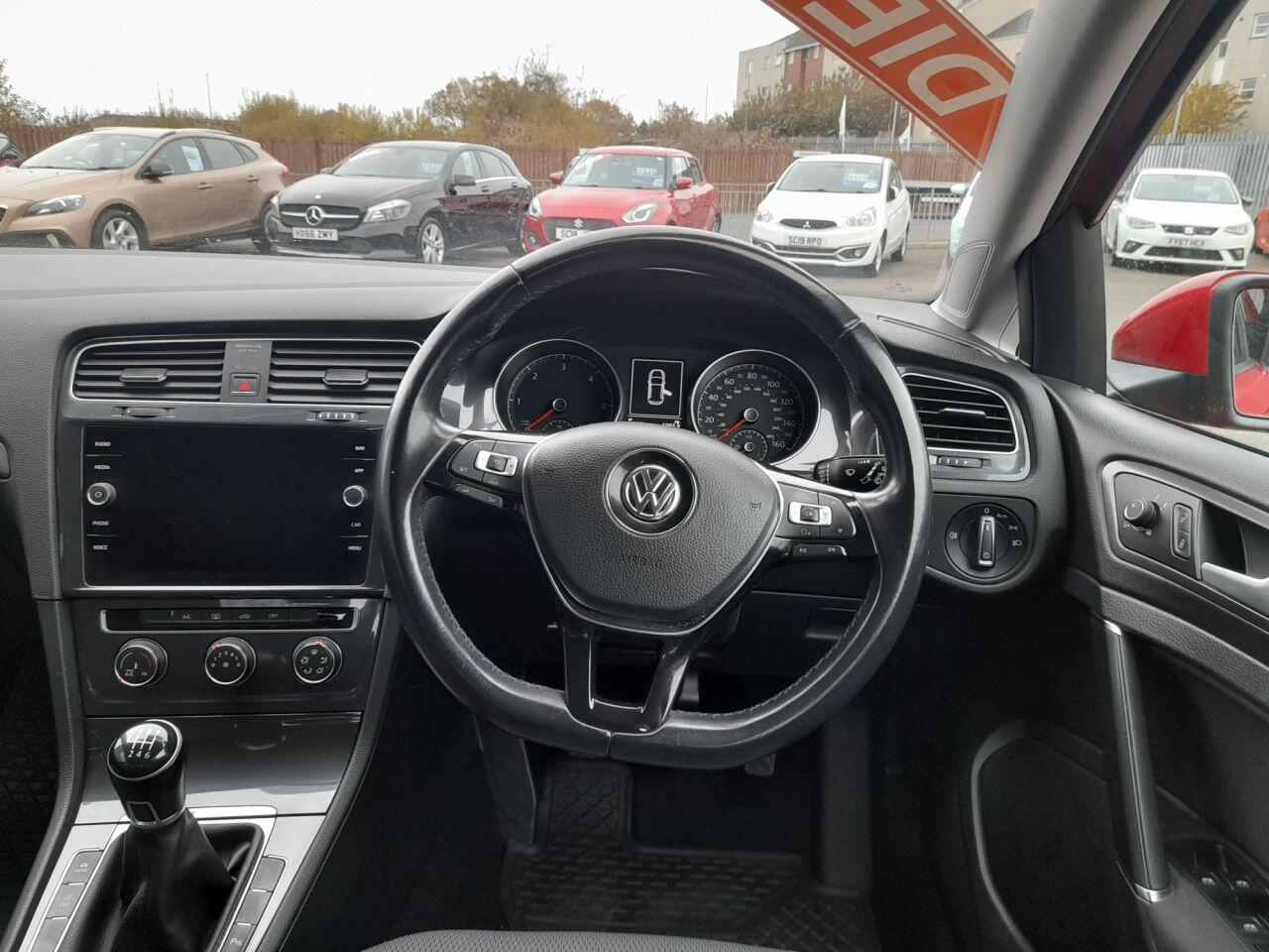 Used Volkswagen Golf 2018 for sale - 76200027: Photo 9