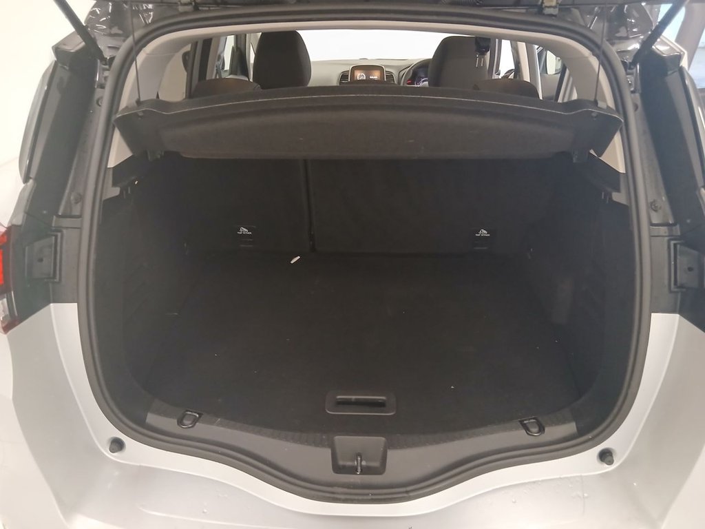 Used Renault Scenic 2019 for sale - 77905025: Photo 7