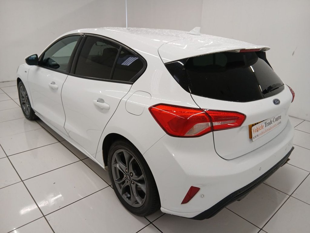 Used Ford Focus 2019 for sale - 77990673: Photo 4